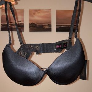 Fredericks 34B push up bra